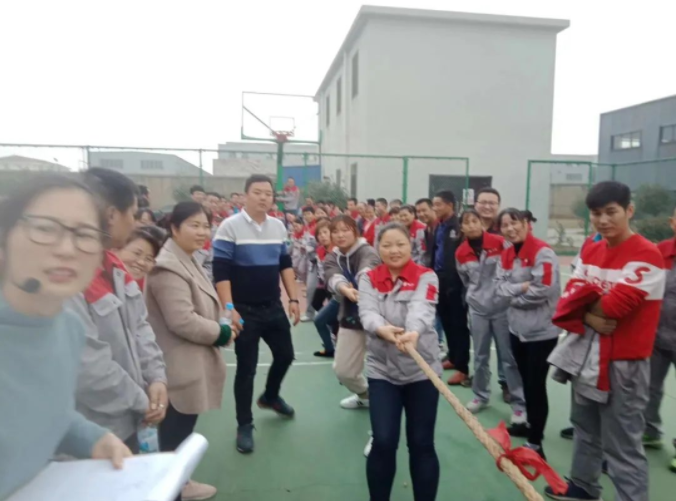 新濤巾幗風貌