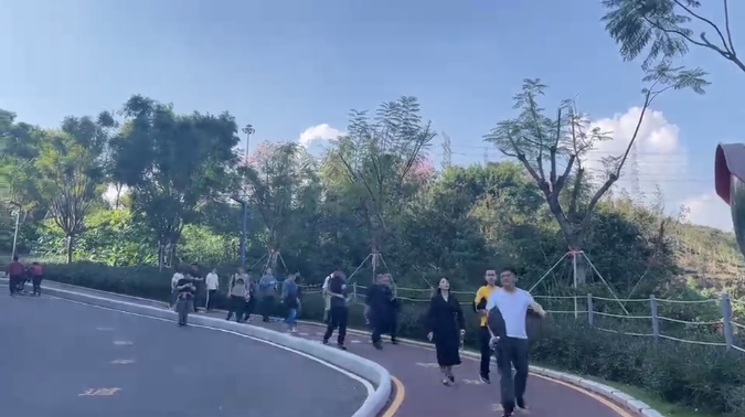 新濤團建淘金山綠道徒步